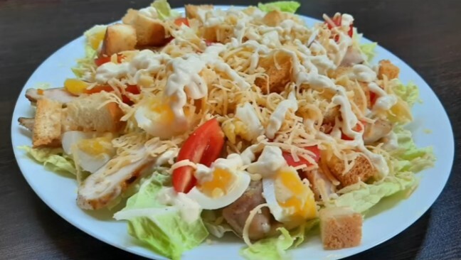 Салат Цезарь с пекинской капустой готовим без ромэна, а вкус как в ресторане